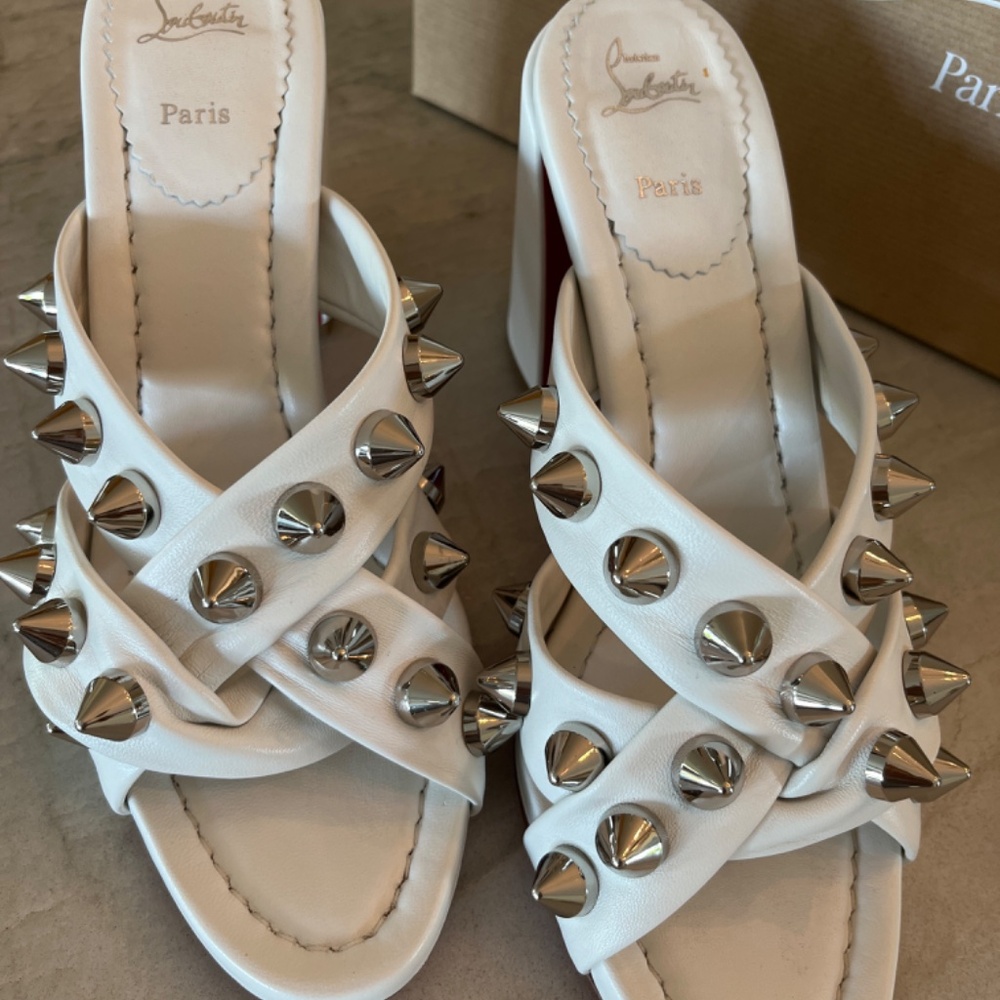 Christian Louboutin White Leather Spika Club 85 Mules, Size 39.5 - Picture 2 of 7